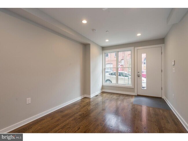 Building Photo - 1641 Fitzwater St