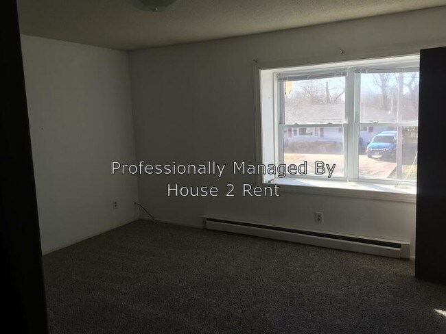 Building Photo - 1212 W Goodall St
