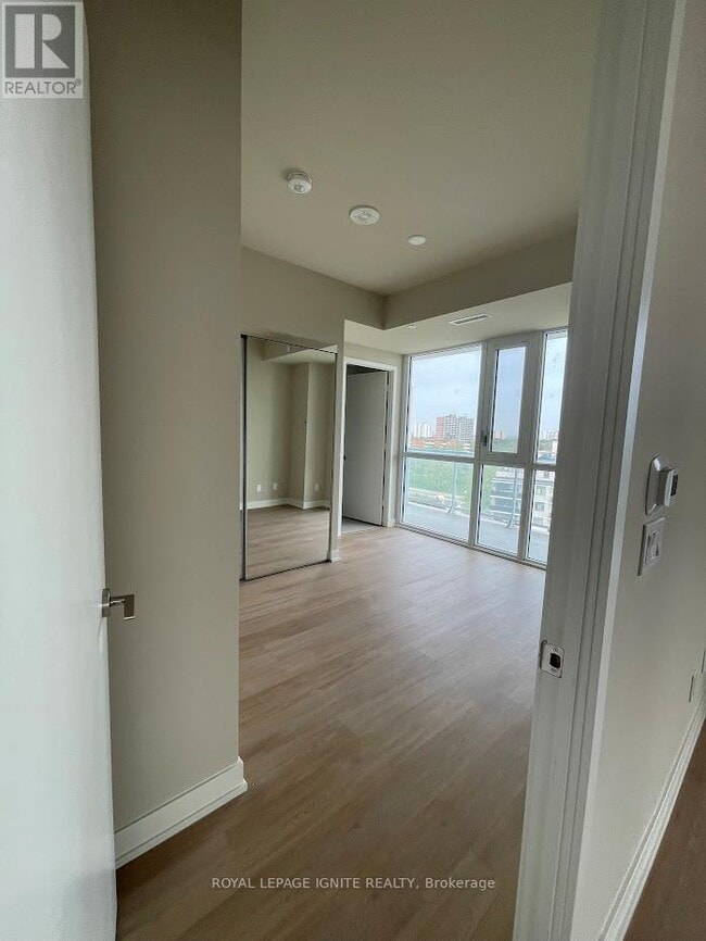 Building Photo - 10-1010 Deerlick Ct