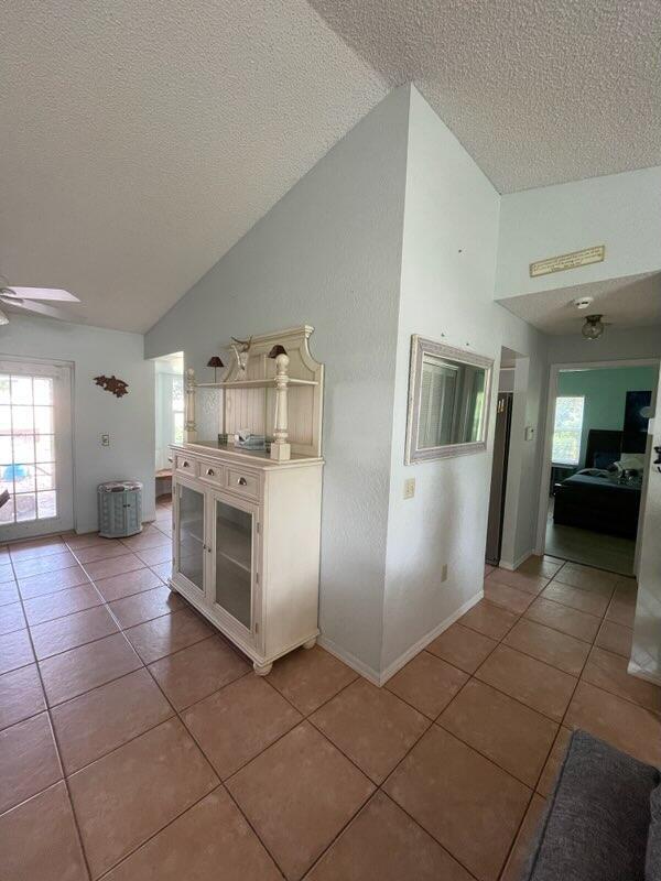 Building Photo - 906 Black Pine Ct