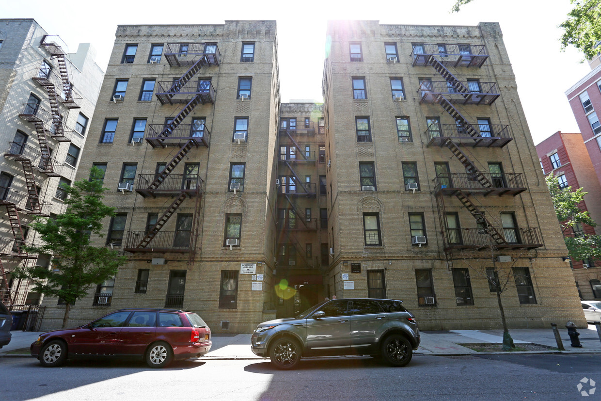 Building Photo - 140-148 Bradhurst Ave