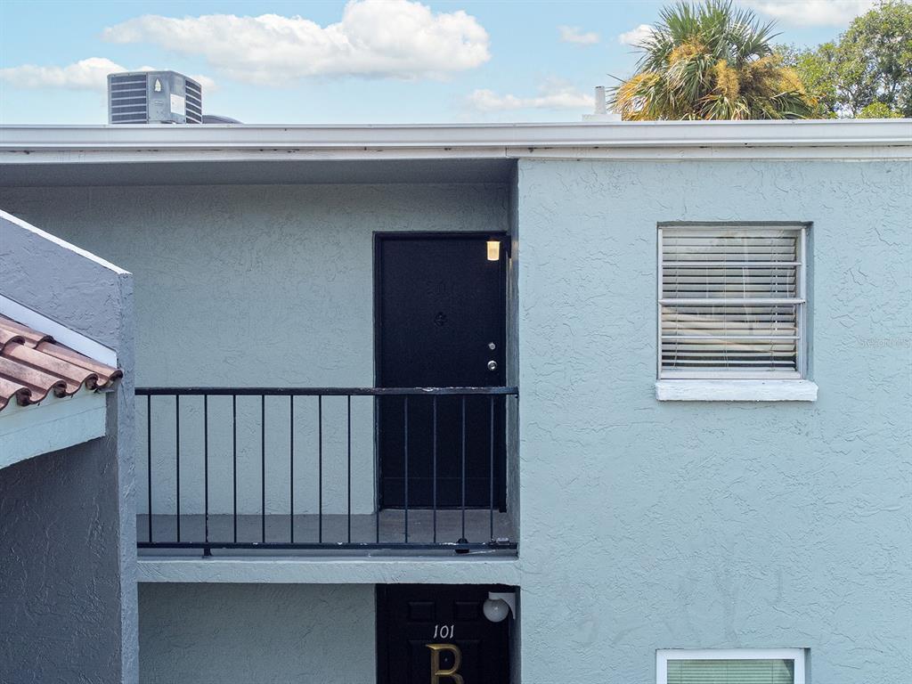 Primary Photo - 2876 Somerset Park Dr