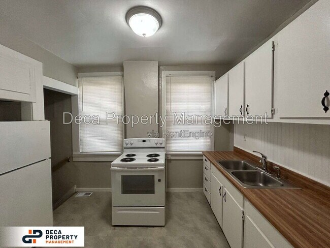 Foto del edificio - 6024 Arthur Ave