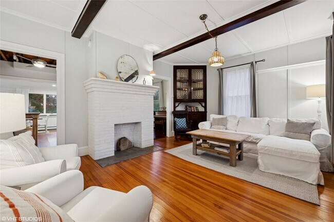 Building Photo - 3725 Wickham Ave
