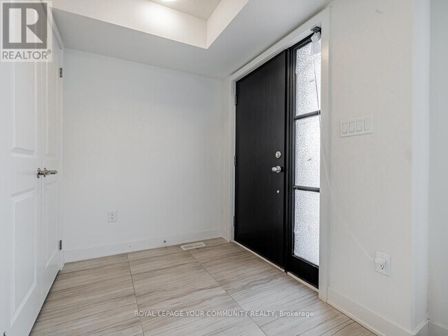 Building Photo - 131 Carpaccio Ave