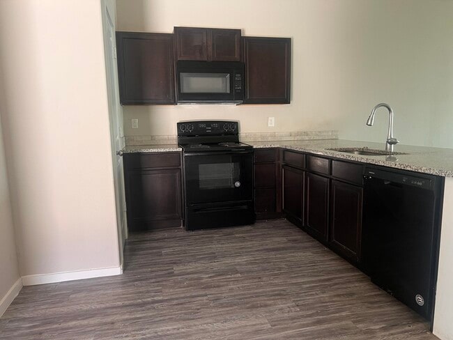 Building Photo - 1637 133rd St