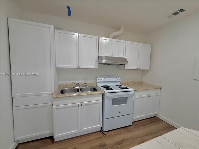 Foto del edificio - 435 NW 44th Ave