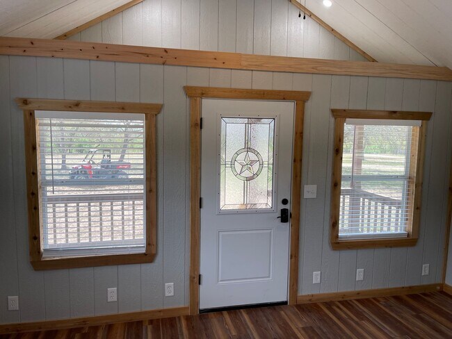 Foto del edificio - Hill Country Retreat on Acreage in Bandera