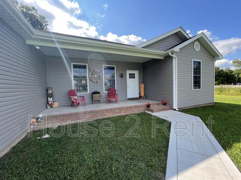Primary Photo - 15299 Rue Belle Ln