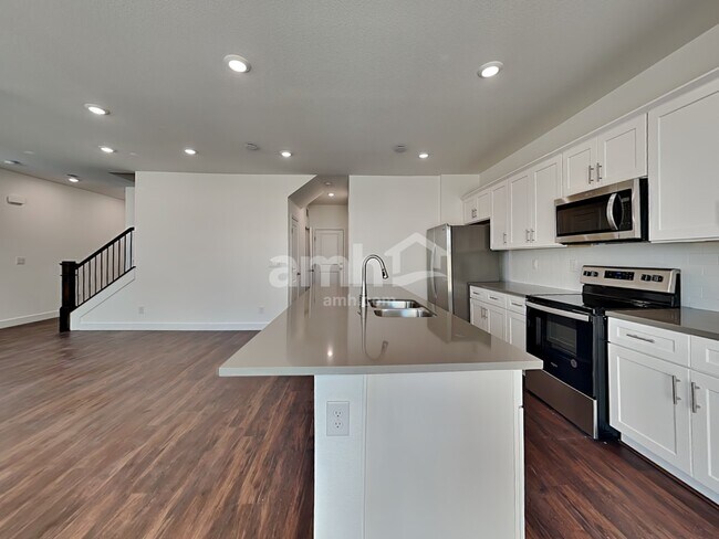 Foto del edificio - 8886 Tiger Tooth Ave
