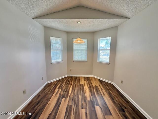 Building Photo - 2641 Sam Houston Pl