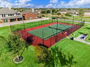 Building Photo - 10526 Moon Vly Ln