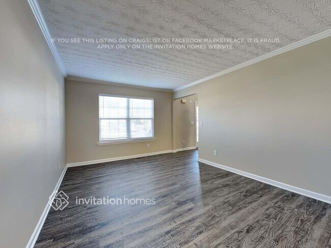 Foto del edificio - 835 Roxfield Ct NE