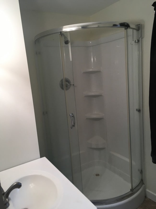 Building Photo - 148 Walnut St