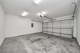 Building Photo - 2524 Live Oak St