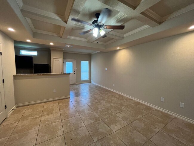 Foto del edificio - 7014 Micayla Cove #102, San Antonio, TX. 7...