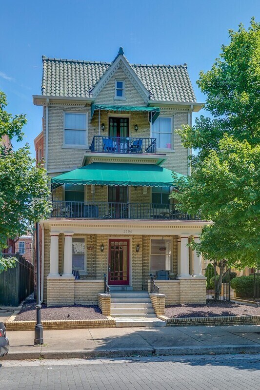 Foto del edificio - 2606 Monument Ave