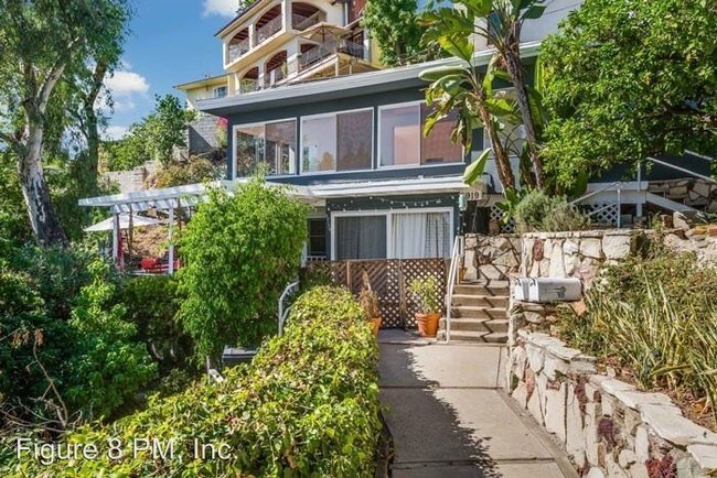 Foto del edificio - 6922 1/2 Pso Del Serra