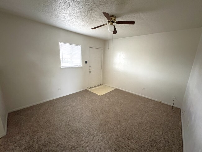 Foto del edificio - 602 Sunset Ln