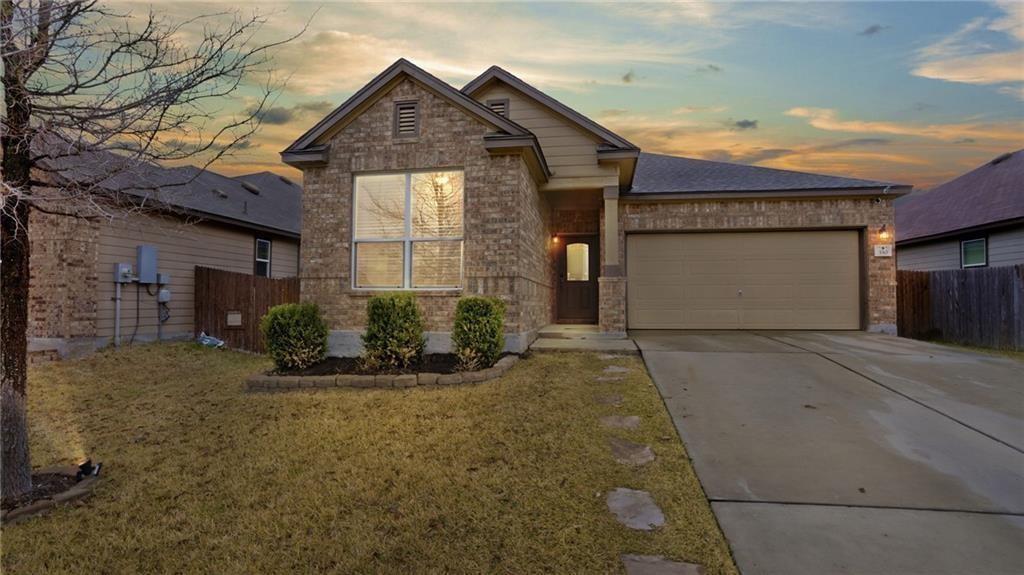 Foto principal - 330 New Bridge Dr