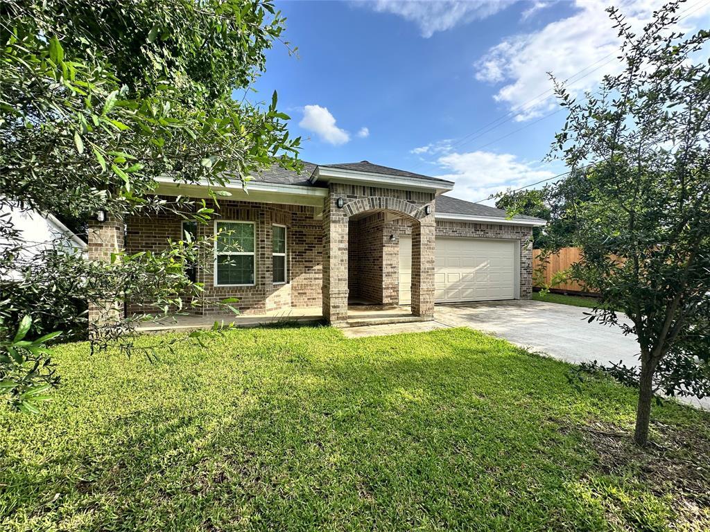 Foto principal - 304 Armstrong St