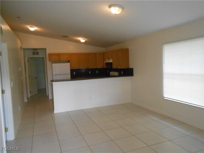 Foto del edificio - 4944 Golfview Blvd