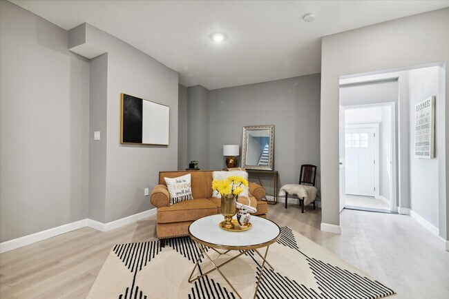 Foto del edificio - 5323 Greenway Ave