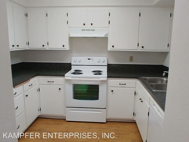 Building Photo - 1708 Del Rio Ave SE