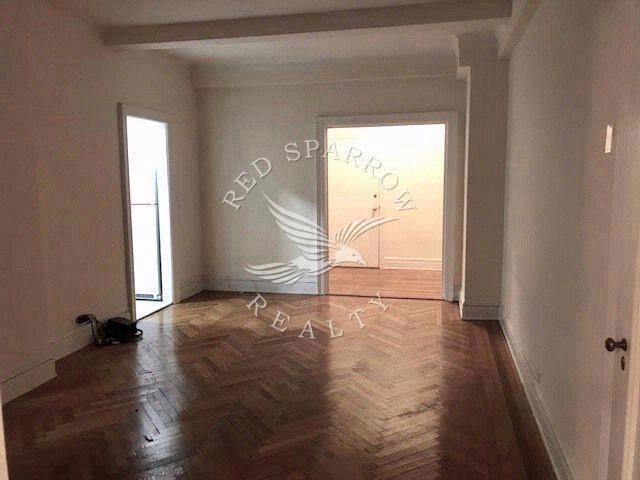 Building Photo - 230 E 48th St