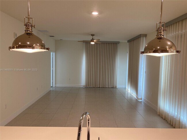 Foto del edificio - 8201 NW 81st St