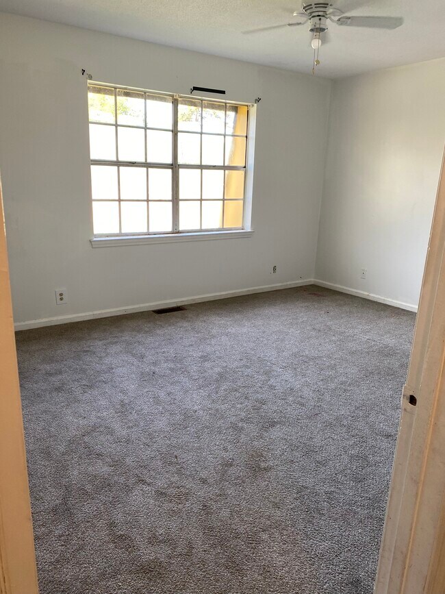 Foto del edificio - 3923 Bowman Ln