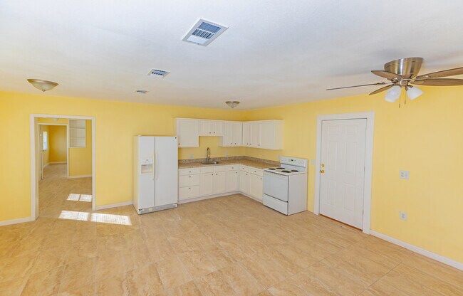 Cocina - 6128 Townsend Rd