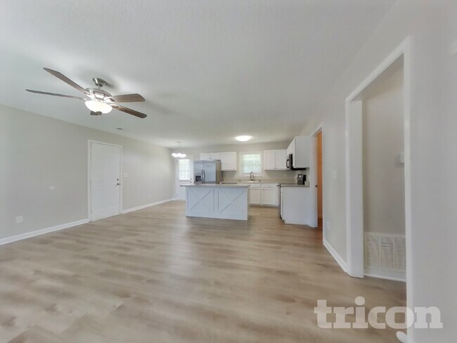 Building Photo - 1173 Woodwind Dr