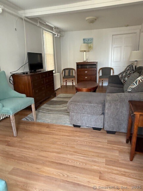 Foto del edificio - 2144 Fairfield Beach Rd