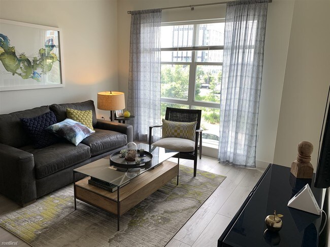 Foto del edificio - 135 Heard St