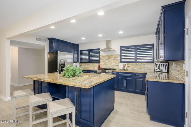 Building Photo - 903 W Missouri Ave