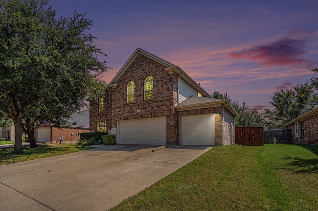 Building Photo - 3816 Travis Blvd