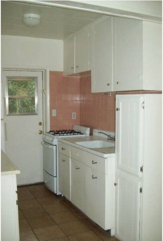 Foto del edificio - 524 W Howe St