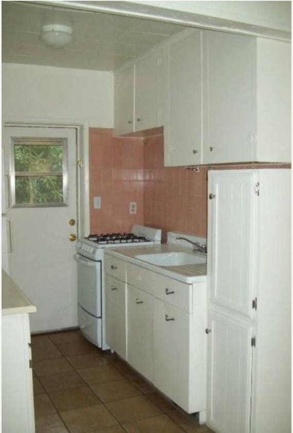 Building Photo - 524 W Howe St