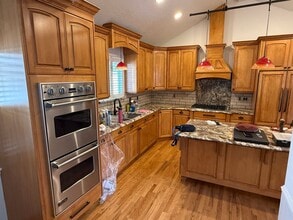 Building Photo - 2669 S 1800 E