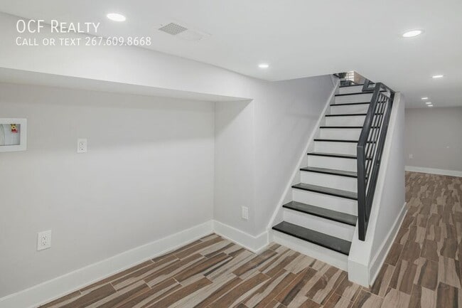 Building Photo - 2522 Nicholas St