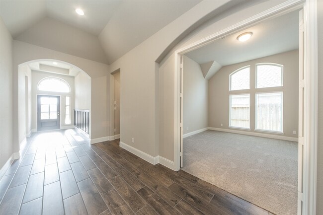 Building Photo - 4623 Primrose Valley Ln
