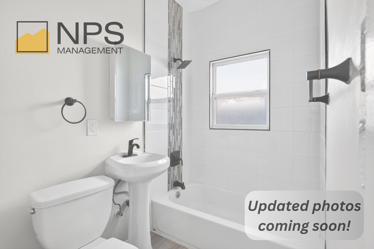 Building Photo - 905 Cherry Ave