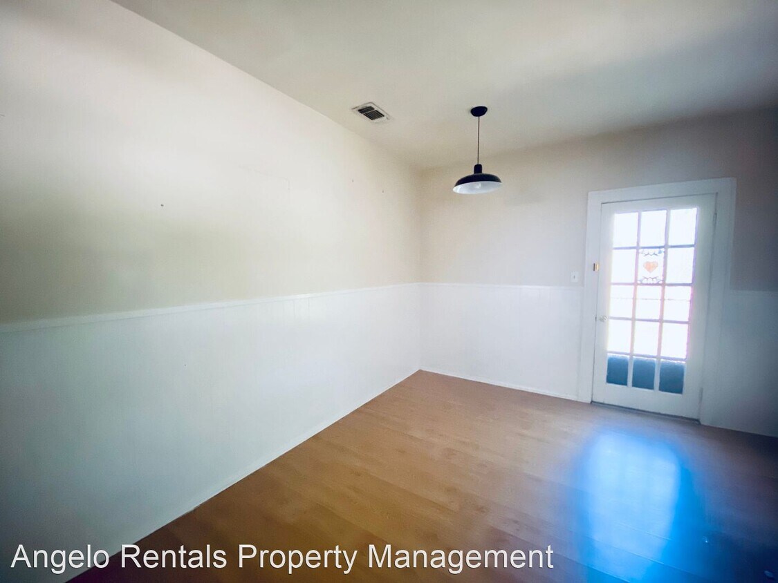 Building Photo - 3 br, 1 bath House - 123 N Jackson
