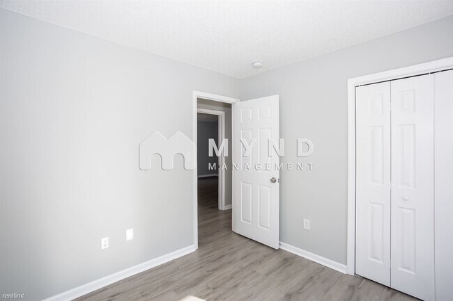 Building Photo - 3 br, 2.5 bath House - 10325 Cannarti Dr