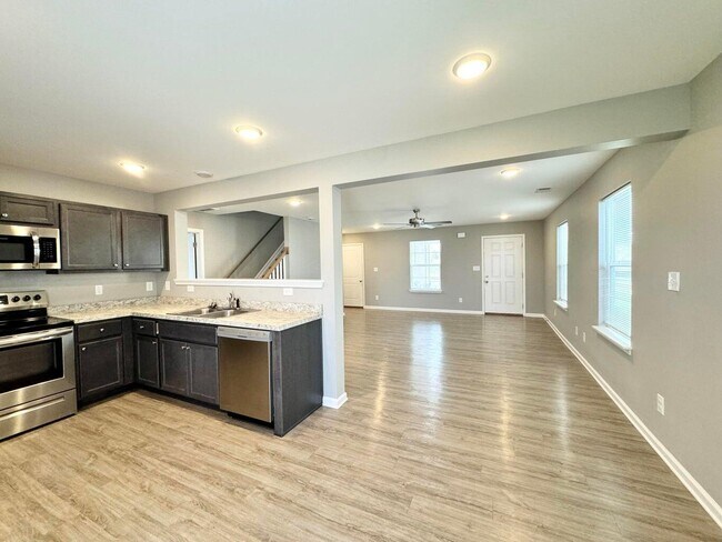 Foto del edificio - 8029 Driftwood Lp