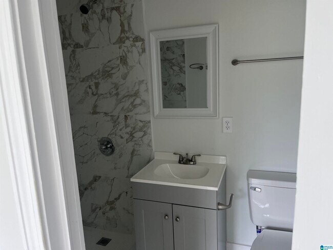 Foto del edificio - 2526 Lee Ave SW