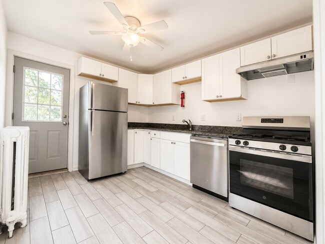 Photo - 63 N Linwood Ave (Crafton, PA) Apartment