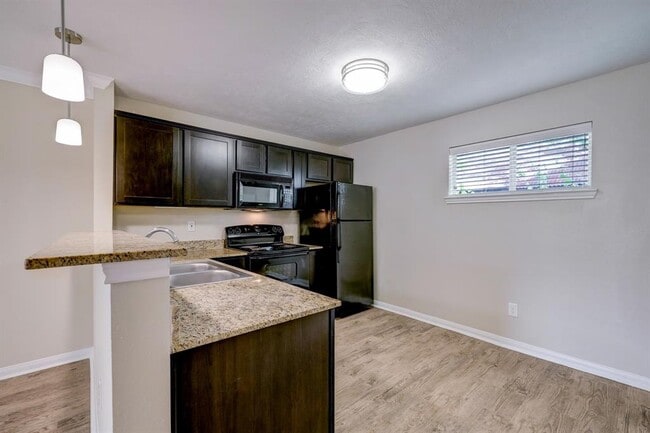 Building Photo - 1222 Heights Blvd