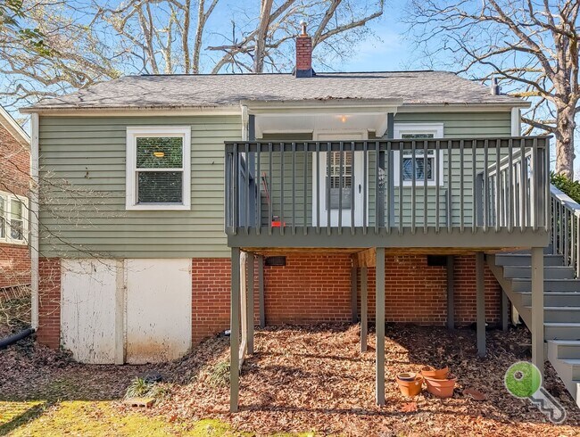 Building Photo - Charming Updated 2BR Home Near Downtown Greenville
